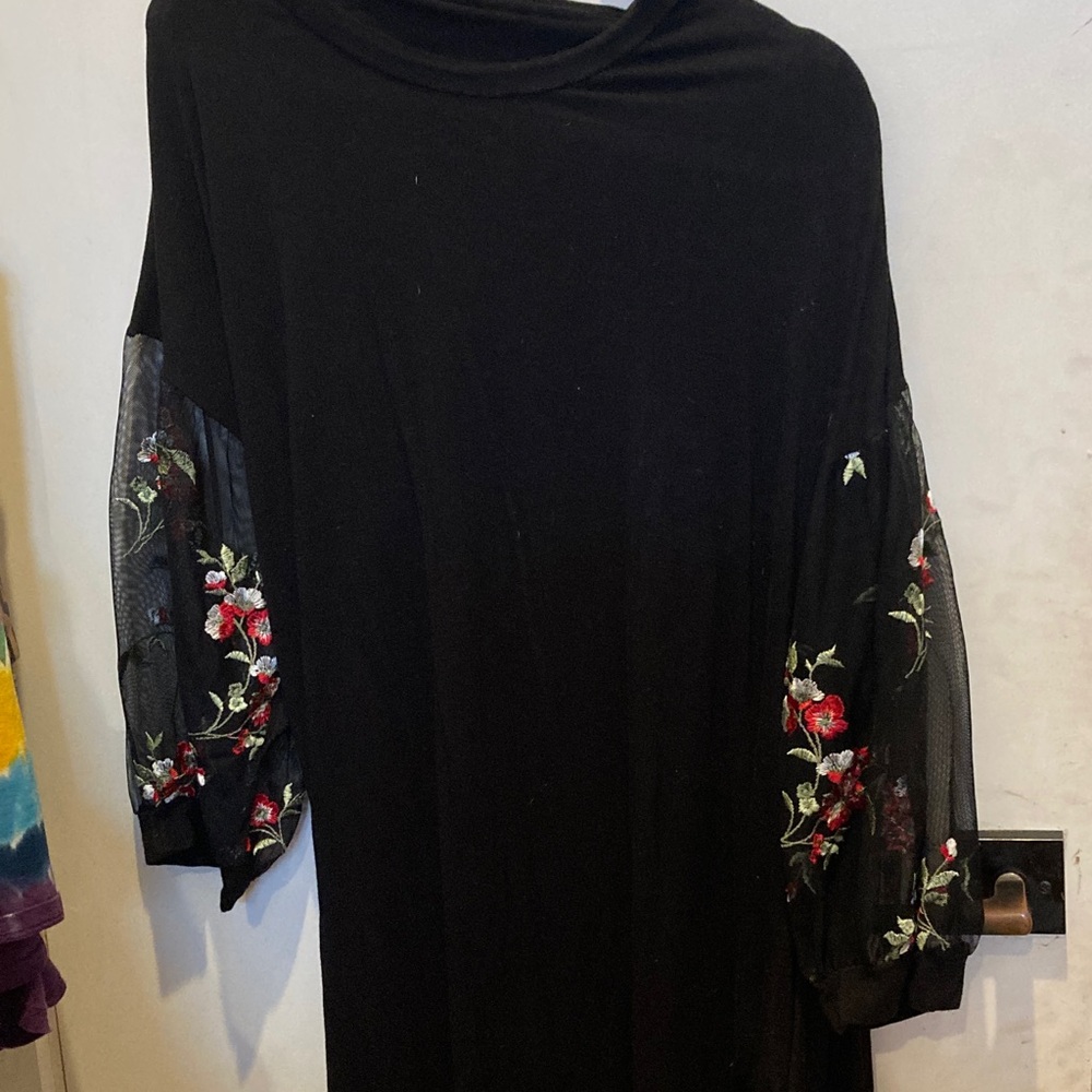Elegant Black Dress with Floral Embroidered Sleeves